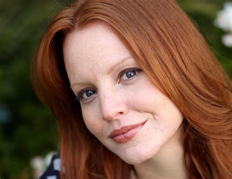 Lauren Ambrose fotky