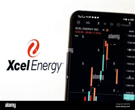 Xcel energy logo hi-res stock photography and images - Alamy