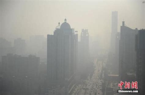 中国大范围雾霾天气持续 气象台继续发橙色预警|雾霾|预警|大范围_新浪新闻