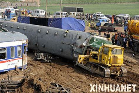 盘点近年中国12起列车脱轨事故 多发生在凌晨-搜狐财经