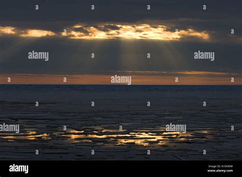 Barrow Alaska Midnight Sun 的图像结果