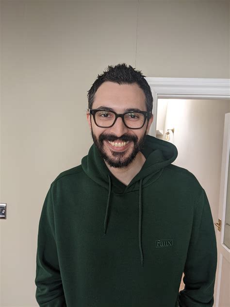 Chris Theo – Medium