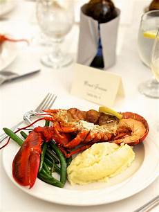 Wedding Meals Ideas by 17 Reception Food Ideas For Your Dish Wedding Meals Ideas