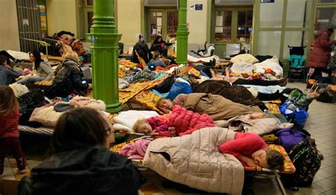 Top US Senator urges Ukrainian government to end racial discrimination ...