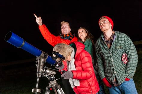 Using Telescopes 的图像结果