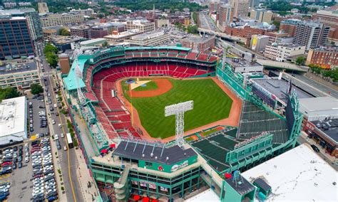 Fenway Park 的图像结果