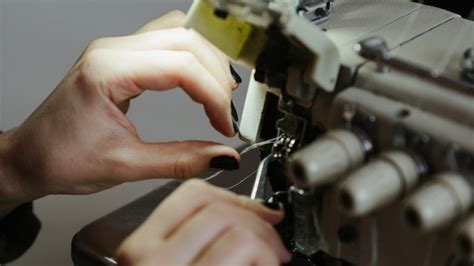 +How to Over Clock Using a Sewing Machine 的图像结果
