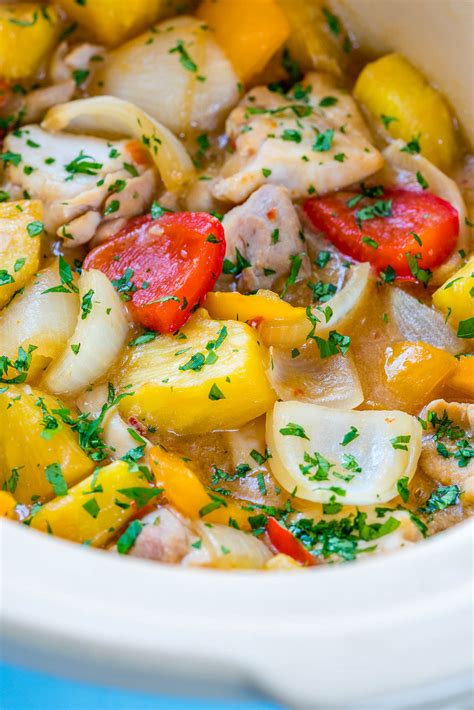 Slow Cooker Hawaiian Pineapple Chicken is a Quick Clean Eating Win ...