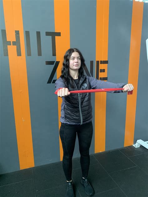 5 Spring Chest Pull Workout 的图像结果