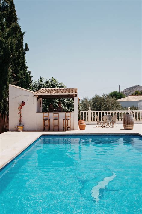 What it's like to be on holiday when a new quarantine rule is announced | CN Traveller