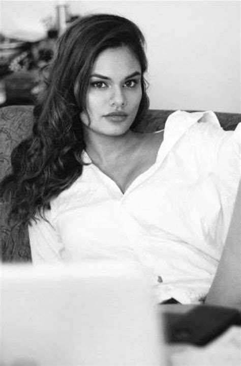 Noyonita Lodh in a ferocious photoshoot