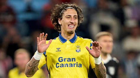 Fabio Silva in for long wait for Borussia Dortmund debut as Bundesliga ...