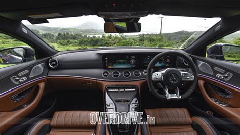 300kmph super-family time: Audi RS7 Sportback and Mercedes-AMG GT 63 S ...