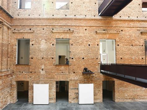 Arte Contemporânea e a Pinacoteca de São Paulo | Meer