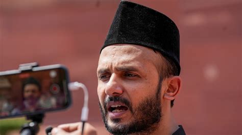 संभल हिंसा मामले में न्यायिक आयोग की सख्ती, पूछताछ के लिए सपा सांसद ...