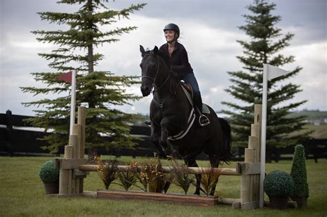 Heartland Amy And Spartan Jumping