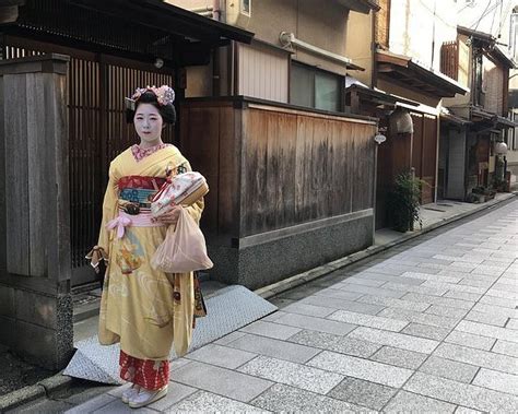 UNIQLO Kyoto Yodobashi - All You Need to Know BEFORE You Go