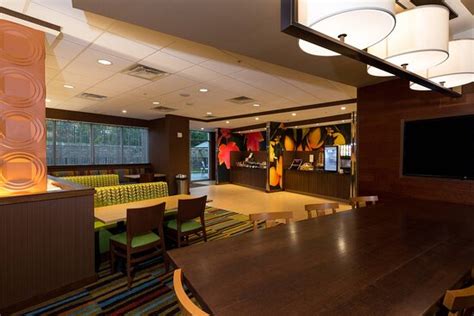 FAIRFIELD INN & SUITES BY MARRIOTT DETROIT CHESTERFIELD - Hotel Reviews ...