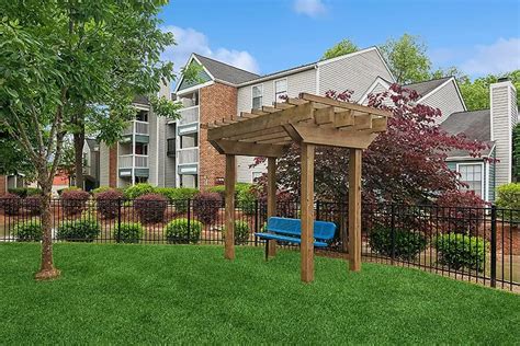 Park 2300 - Charlotte, NC 28212 | ApartmentGuide.com