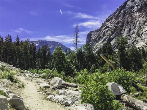 Hiking the Yosemite Valley Loop Trail