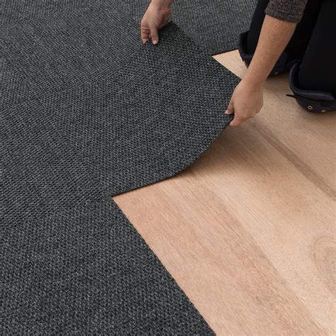 Amazon.com : Mohawk Home 18" x 18" Indoor/Outdoor 0.25" Pile Height ...