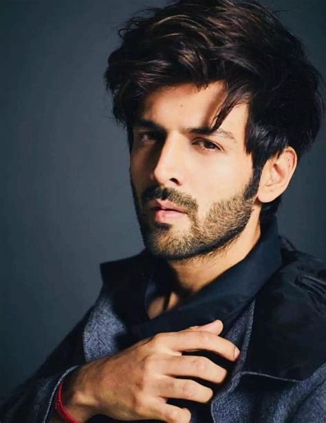 ਕਾਰਤਿਕ ਆਰੀਅਨ ਨੂੰ ਫੀਮੇਲ ਫੈਨ ਨੇ ਧਮਕੀ ਦਿੰਦੇ ਹੋਏ ਆਖੀ ਇਹ ਗੱਲ