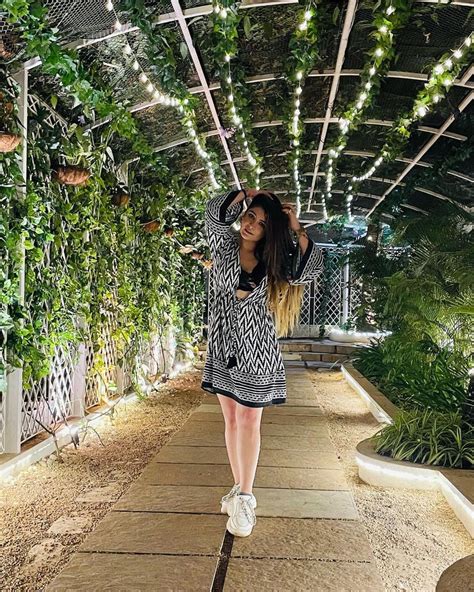 ISLAY : Women's Fashion | Tracksuits, Nightwear, Lounge wear & More