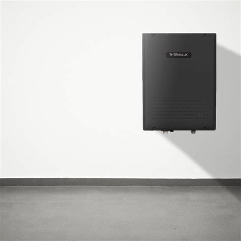 Thermalux 11.1-GPM 199000-BTU Indoor Natural Gas Tankless Water Heater ...