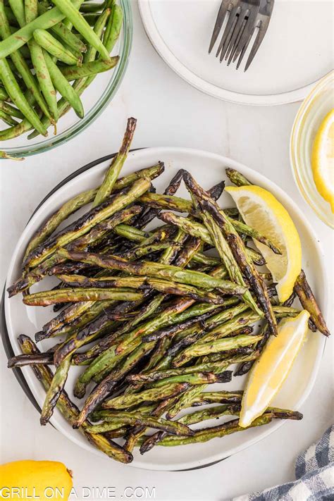 Best Grilled Green Beans Recipe - Grill on a Dime