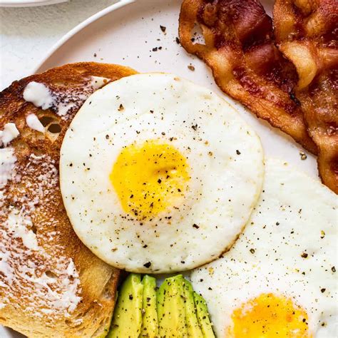 Losing weight 2022: Over Hard Eggs