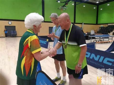 陕西62岁老人澳大利亚乒乓球赛夺冠 曾是专业运动员--澳新频道--人民网