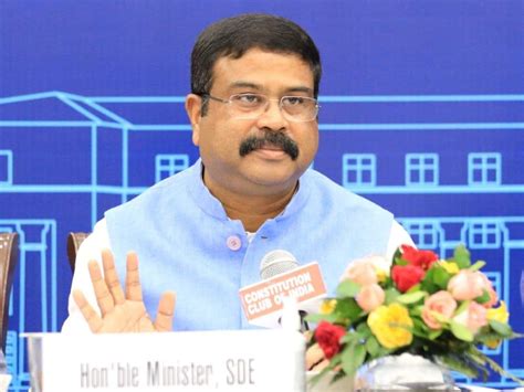 Dharmendra Pradhan participates in Skill Manthan