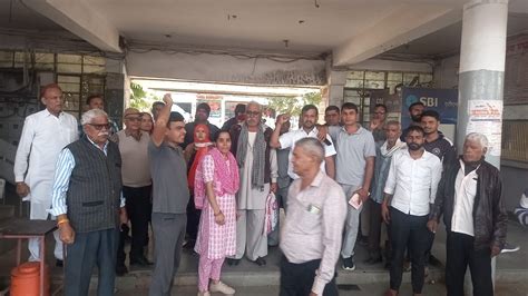 Rajasthan Roadways Workers: 2 महीने से वेतन का इंतजार कर रहे राजस्थान ...