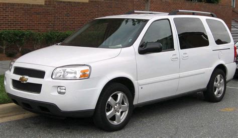 2008 Chevrolet Uplander - Information and photos - MOMENTcar