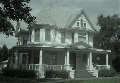 Dahn & Woodhouse Funeral Home - Scranton, Iowa | A very trad… | Flickr