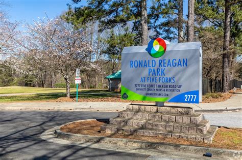 Benefield Elementary School in Lawrenceville, GA - Homes.com