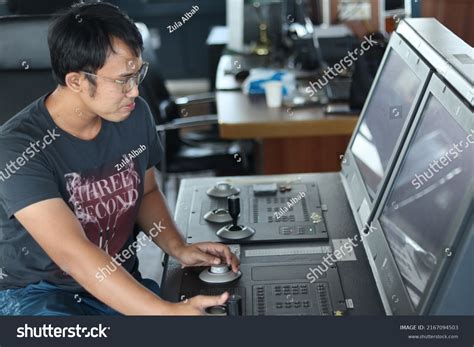 Dynamic Positioning Operator