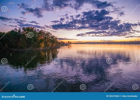 Sunset at lake wylie stock photo. Image of blue, park - 35619654