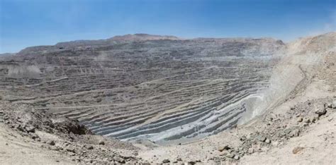 XCMG Chile｜XCMG Cranes Enter Chile’s Chuquicamata Mine-XCMG News-Xuzhou ...