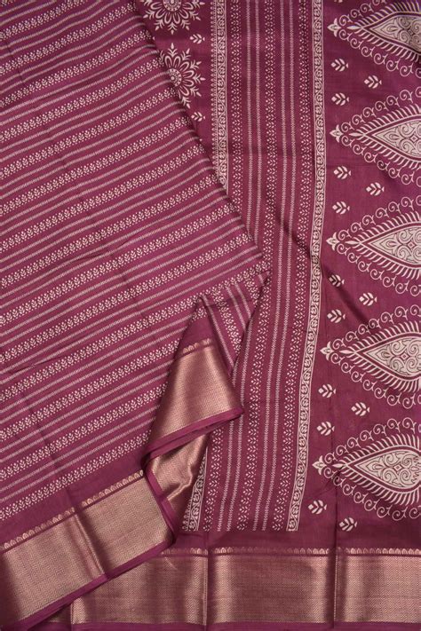 Maroon Semi Dola Rangoli Floral Lines Zari Border Saree – Naachiyars