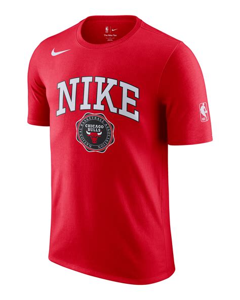 Chicago Bulls Essential Men's Nike NBA T-Shirt. Nike CH