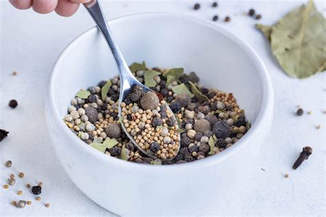 Homemade Pickling Spice Recipe - Evolving Table