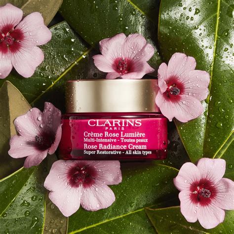 Super Restorative Rose Radiance Cream - Anti-Ageing Moisturiser ...