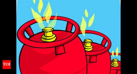 Chalikkavattom: Man Suffers Burns From Fire On Lpg Cylinder | Kochi ...