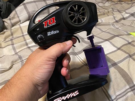 📞 Traxxas Phone Holder for Transmitter・Arquivo STL para ・Cults