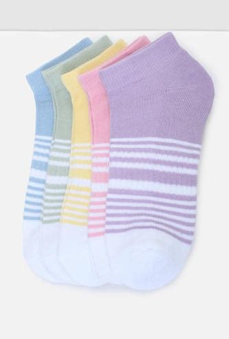 Buy Socks for Women Online in India at Best Price | Max Fashion