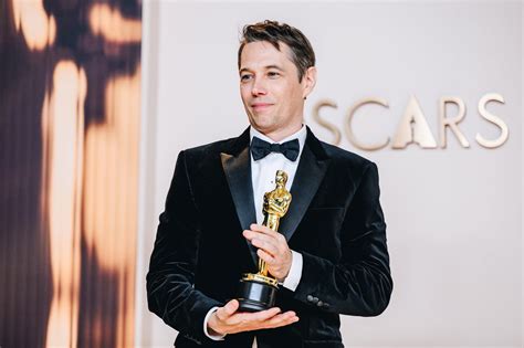 Sean Baker Wins Best Director Oscar for ‘Anora’ - The New York Times