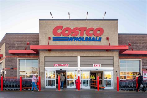 Walmart, Costco Are Consumer Stocks to Consider After Trump Tariffs ...
