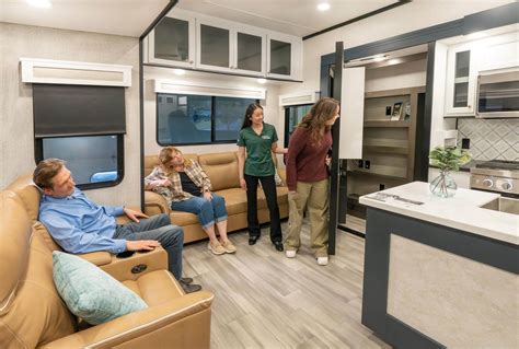 2024 5Th Wheel Floor Plans