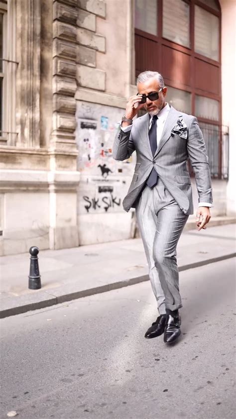 Gentleman Suit 的图像结果